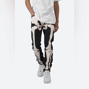 MNML D184 SKELETON STRAIGHT DENIM